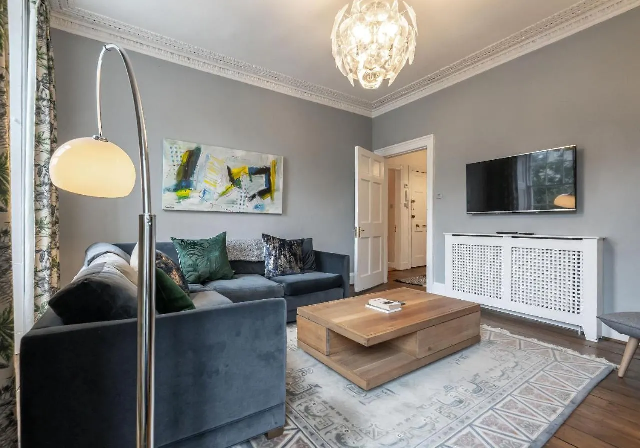 The St Patrick Square Residence Edinburgh Apartment